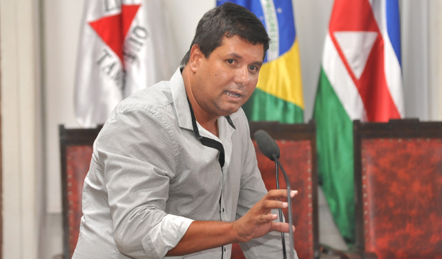 Adriano Miranda apresenta pedido de informação sobre contratos da Prefeitura com o Hospital Maternidade Therezinha de Jesus Adriano Miranda apresenta pedido de informação sobre contratos da Prefeitura com o Hospital Maternidade Therezinha de Jesus (20/02/2018 00:00:00)