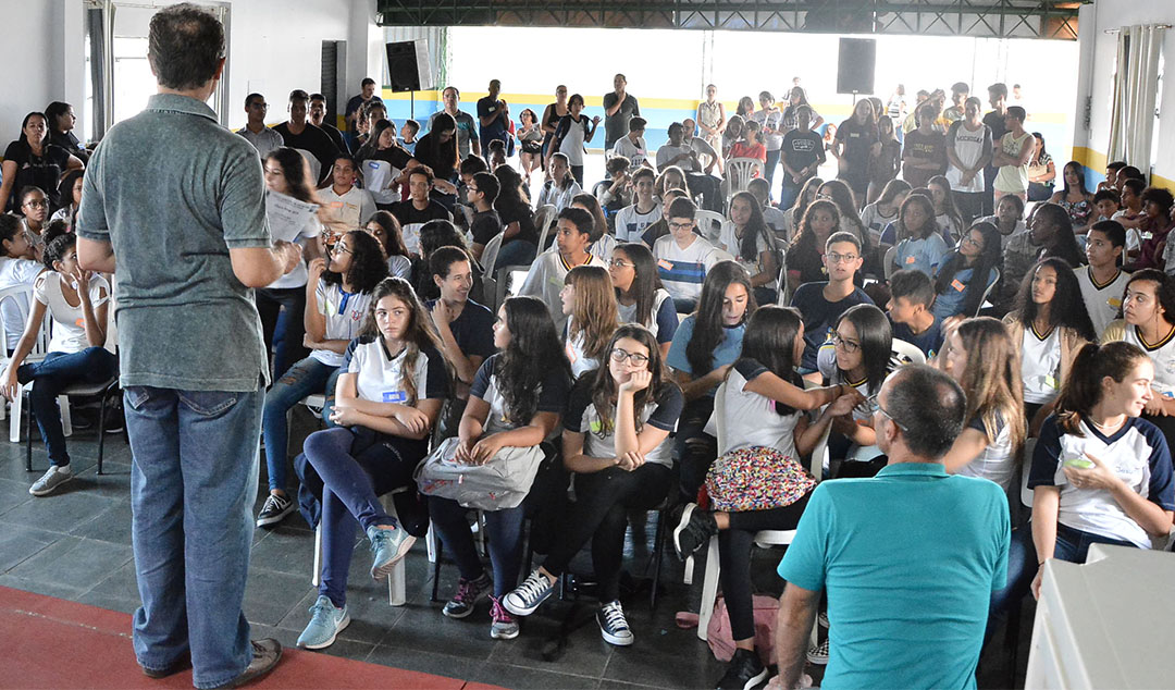 Acessibilidade as pessoas com deficiência nas escolas será tema da Câmara Mirim 2019 (07/05/2019 00:00:00)