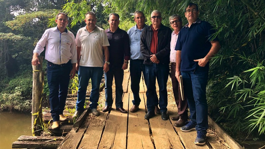 Vereadores visitam ponte que liga as cidades de Juiz de Fora e Pedro Teixeira (30/05/2019 00:00:00)