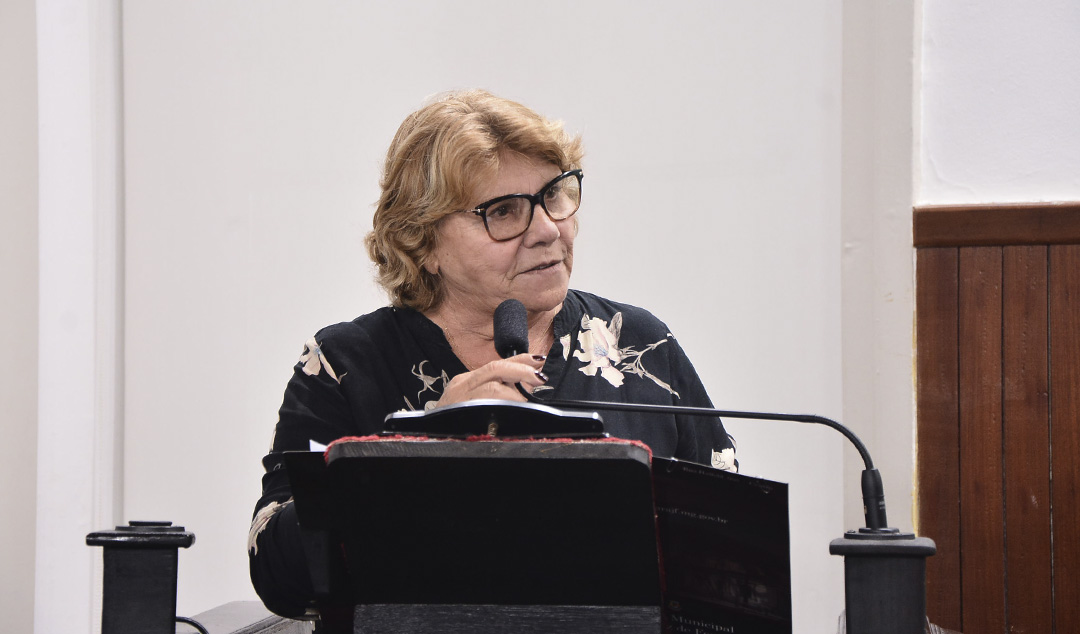 Vereadora solicita continuidade na tramitação do projeto de lei sobre inclusão do Estudo de Educação Alimentar e Nutricional nas escolas e creches. (05/07/2019 00:00:00)