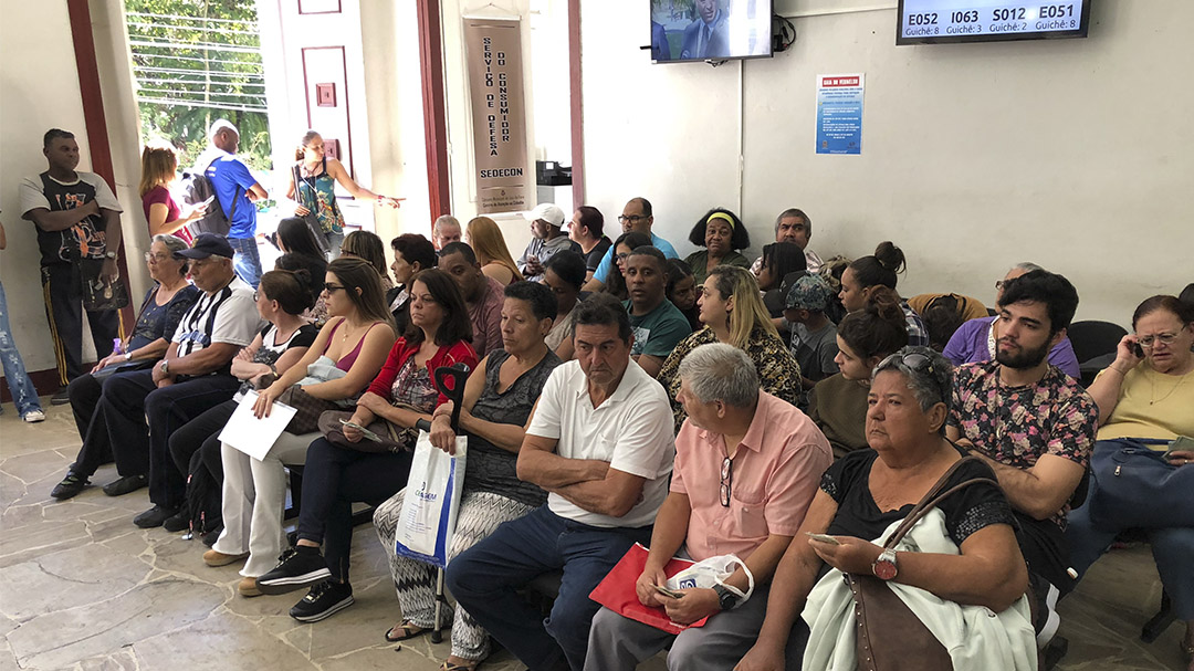 Campanha “Saia do Vermelho” realiza 100 atendimentos nos dois primeiros dias (31/07/2019 00:00:00)