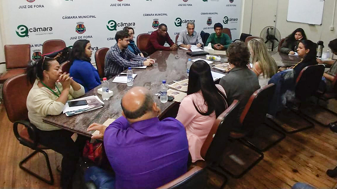 Vereadores realizam reunião sobre as demandas da população de rua (15/08/2019 00:00:00)