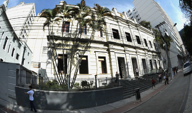 Aprovada a LDO com previsão orçamentária de R$2,17 bilhões para 2020 (20/09/2019 00:00:00)