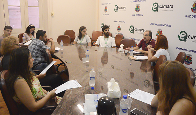 Câmara e representantes das escolas definem as cinco instituições participantes do Parlamento Jovem de Minas (18/02/2020 00:00:00)