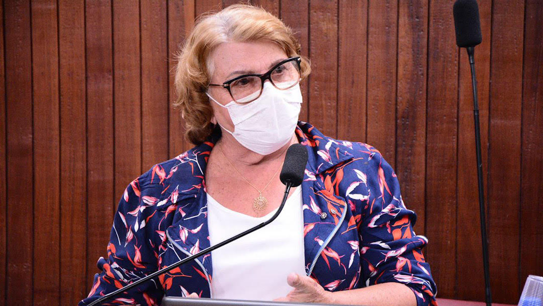 Projeto de lei obriga bancos e financeiras a instalarem dispensadores de álcool em gel nos caixas e terminais eletrônicos (22/05/2020 00:00:00)
