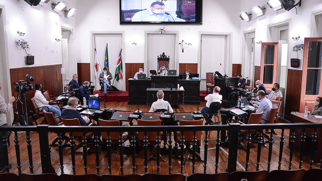 Vereadores recebem secretários da PJF para explicações sobre crédito extraordinário de R$ 26 milhões para a saúde (01/06/2020 00:00:00)