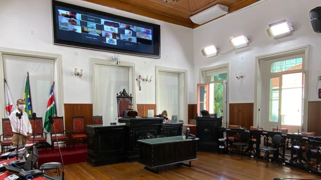 Em Reunião remota, vereadores pedem esclarecimentos sobre o serviço de manutenção da iluminação pública (24/07/2020 00:00:00)