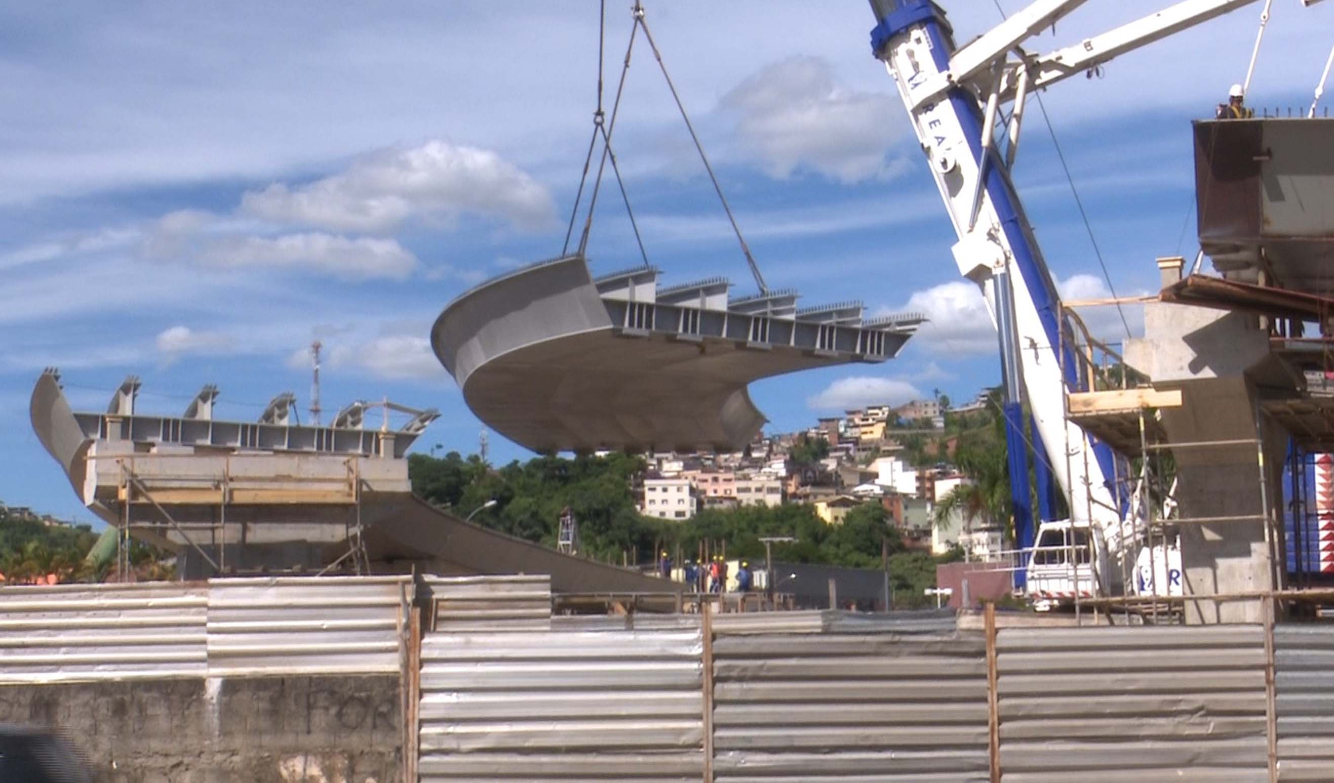 Comissão de Urbanismo acompanha instalação de estrutura no viaduto dos Três Poderes  (28/01/2021 00:00:00)