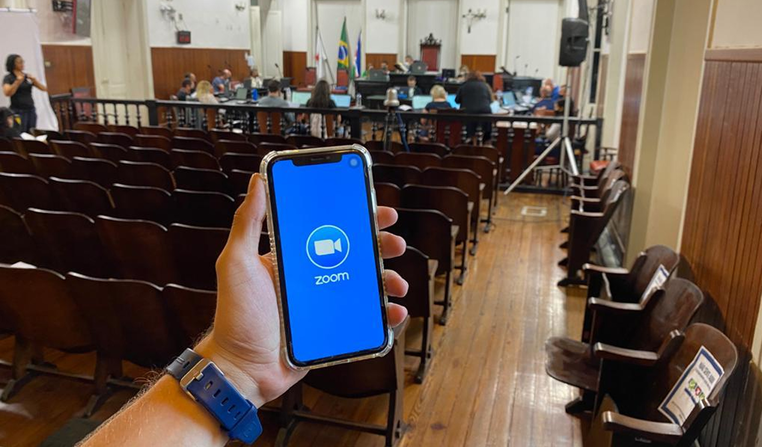 Câmara promove capacitação interna sobre a ferramenta Zoom de reuniões remotas (09/02/2021 00:00:00)
