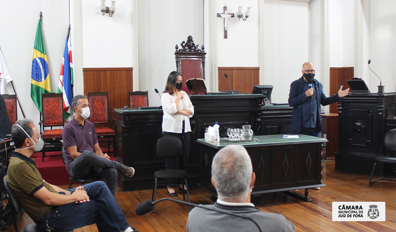 Comissão de Urbanismo apresenta soluções sustentáveis para enchentes em palestra com especialistas (11/02/2021 00:00:00)