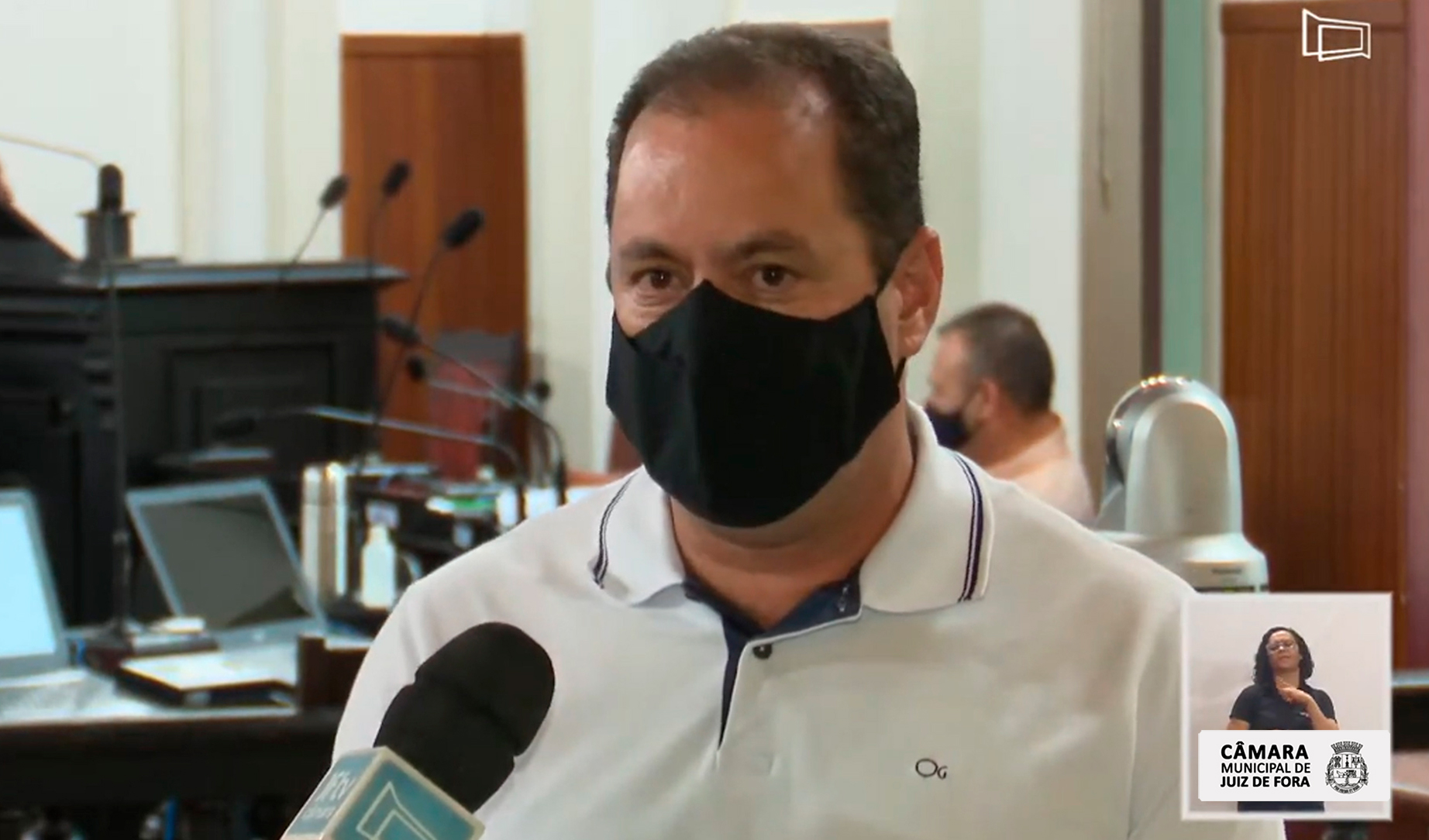João Wagner destaca participação da Câmara na reabertura de passagem de nível no Poço Rico (18/02/2021 00:00:00)