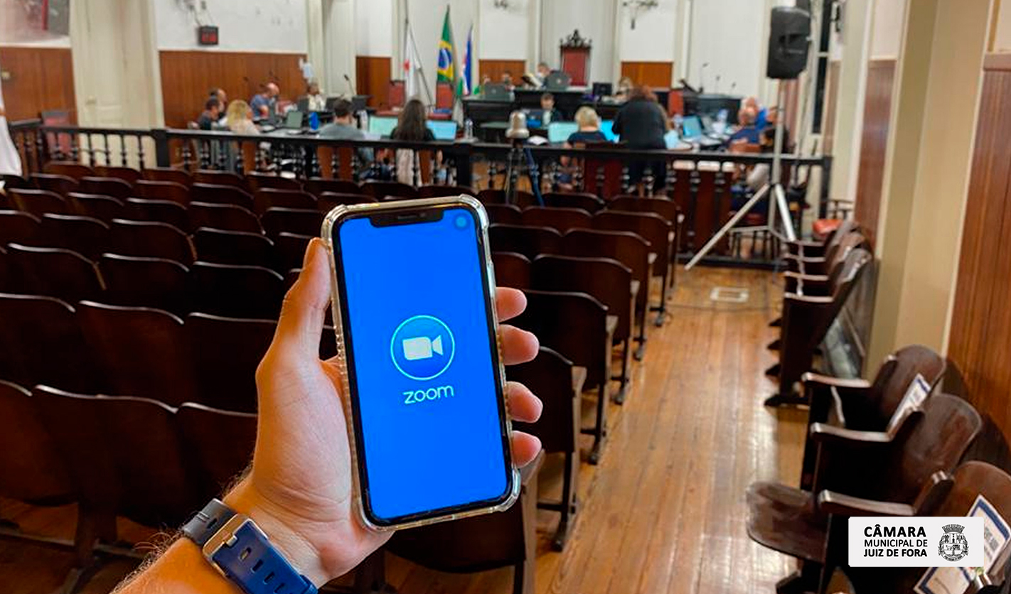Escola do Legislativo da Câmara promove capacitação sobre reuniões virtuais para público interno (24/02/2021 00:00:00)