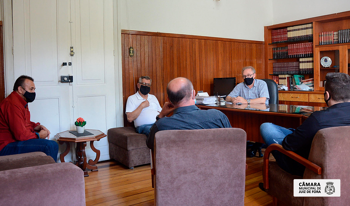 Câmara recebe representantes da Ampar/Cimpar para o desenvolvimento do serviço de inspeção municipal (02/03/2021 00:00:00)