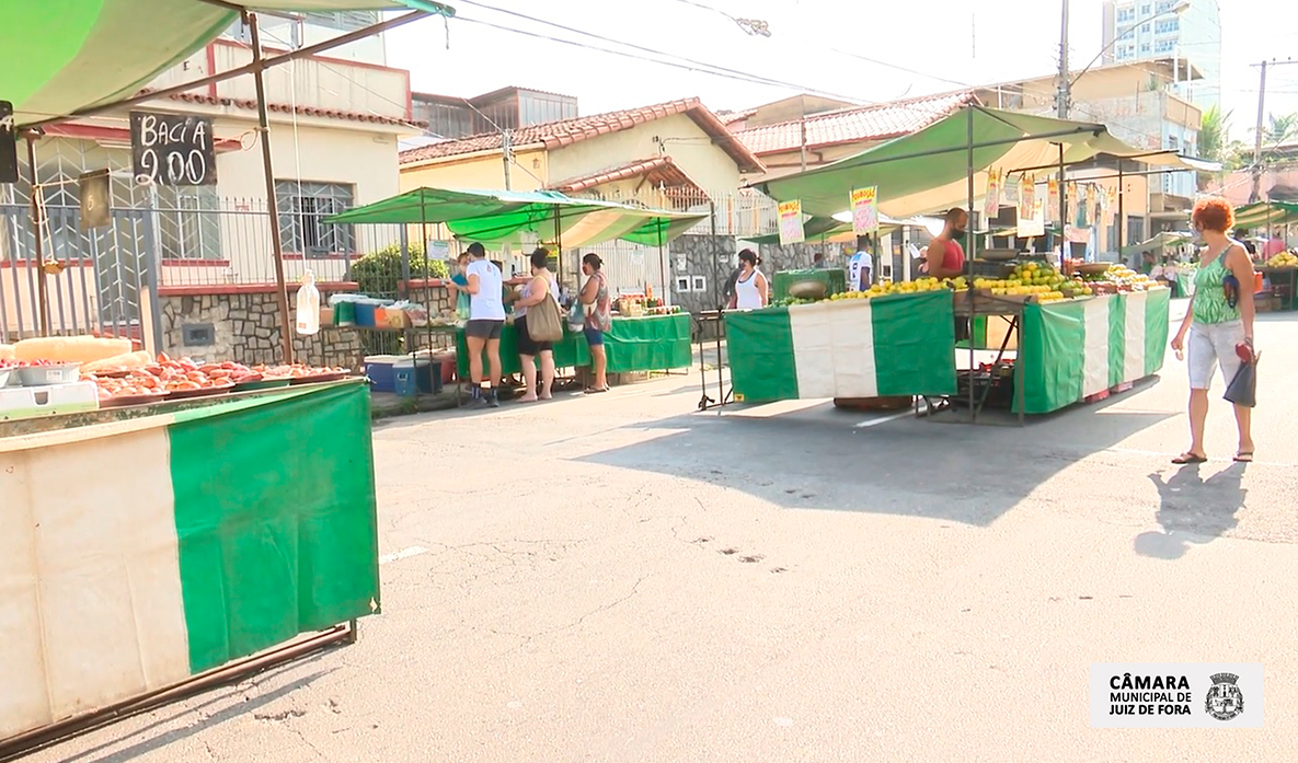 Após atuação de vereadores, feiras livres são liberadas para venda de alimentos durante lockdown (26/03/2021 00:00:00)