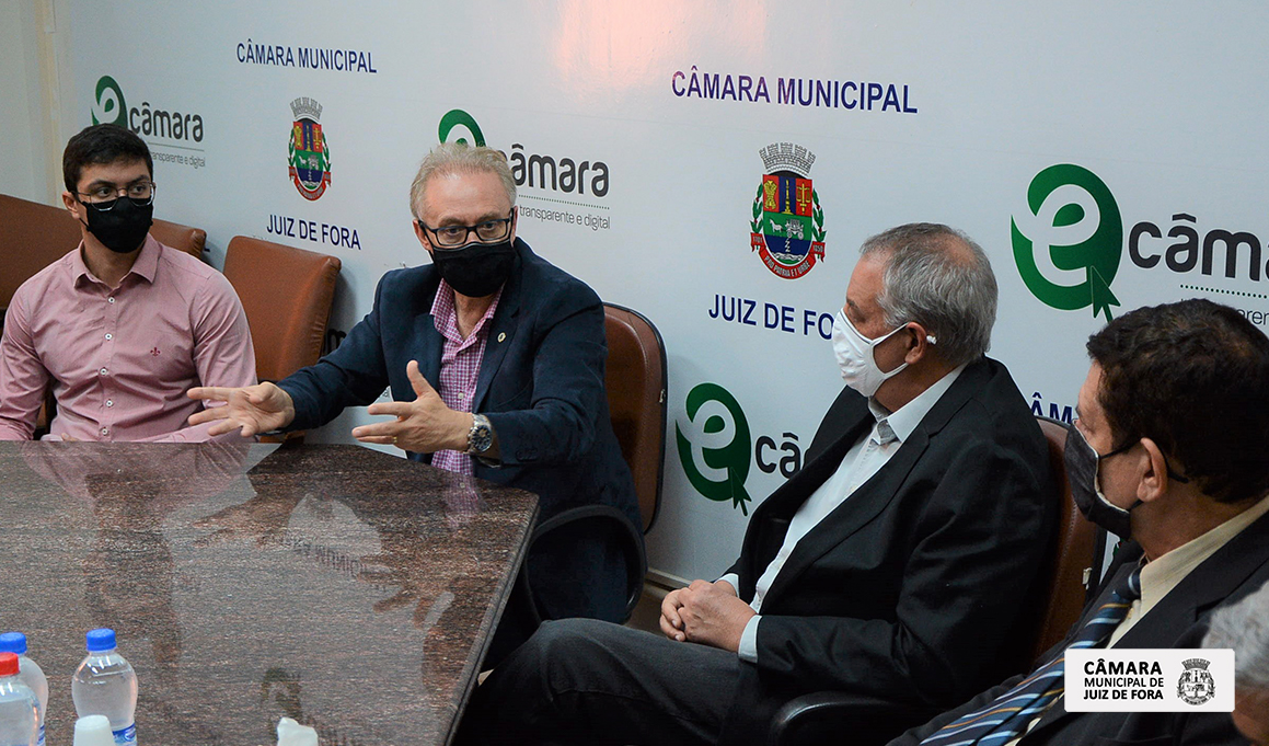 Presidente da CMJF recebe representantes da OAB/JF para discutir ações conjuntas (20/04/2021 00:00:00)