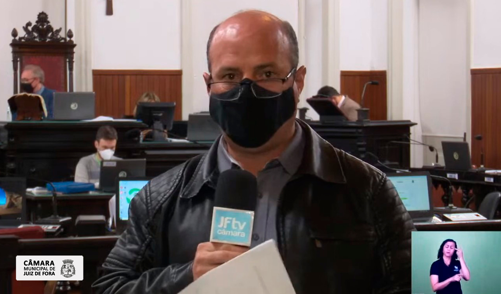 Sargento Mello Casal detalha em entrevista ao vivo à JFTV Câmara o PL que prevê transparência na vacinação em JF  (23/06/2021 00:00:00)