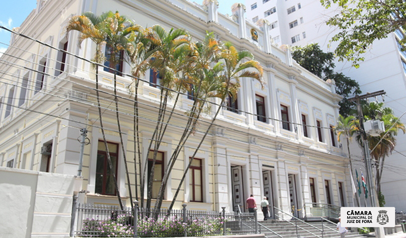 Servidores da Câmara participam da primeira aula de curso sobre a nova Lei de Licitações (23/06/2021 00:00:00)