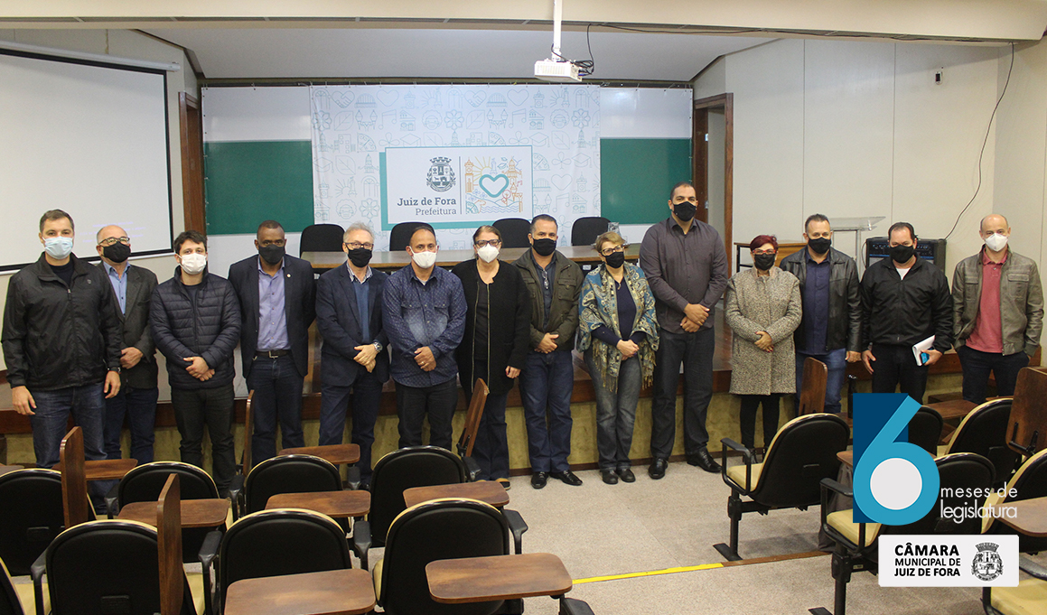6 meses de legislatura - Vereadores participam de reunião sobre o primeiro semestre de gestão da PJF (01/07/2021 00:00:00)