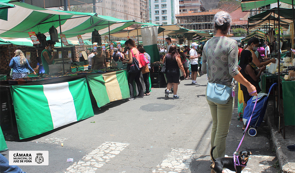Após trabalho da Câmara, feiras nos bairros estão liberadas com 100% das barracas (21/07/2021 00:00:00)