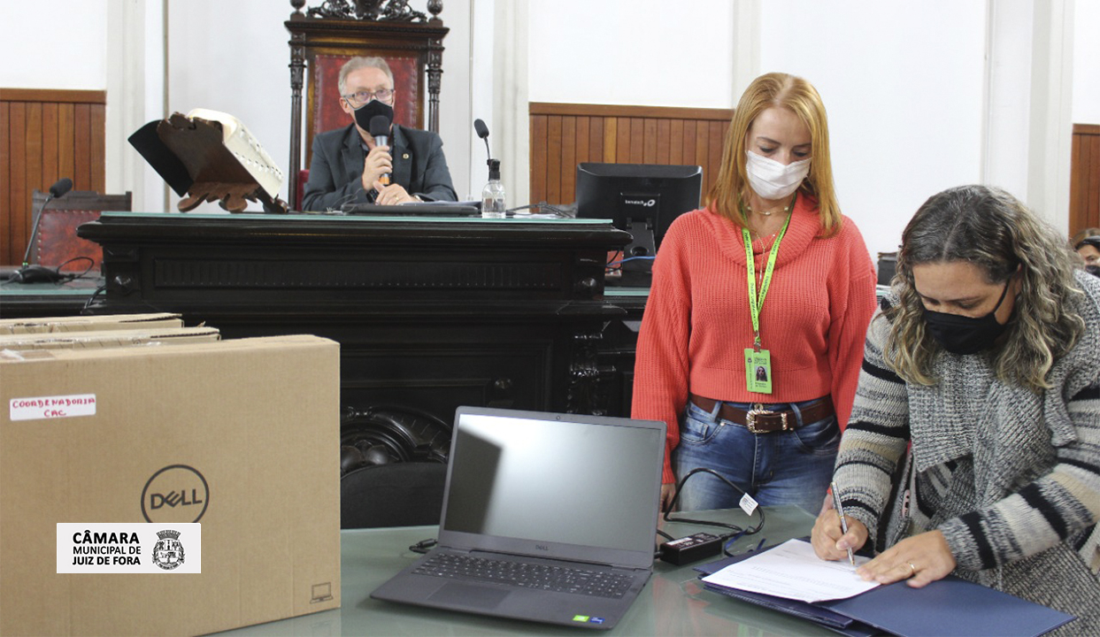 Plano Estratégico - Câmara melhora sua estrutura digital com a entrega notebooks (16/08/2021 00:00:00)