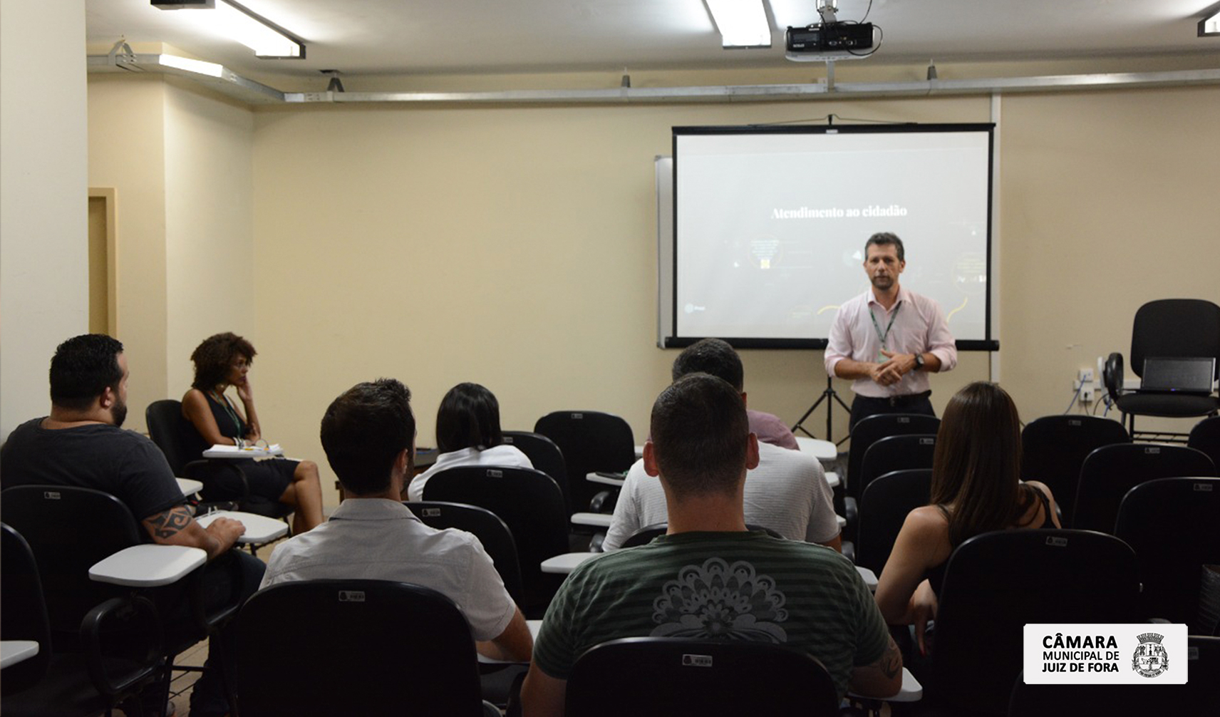 Escola do Legislativo divulga eventos de capacitação para servidores da Câmara (19/08/2021 00:00:00)