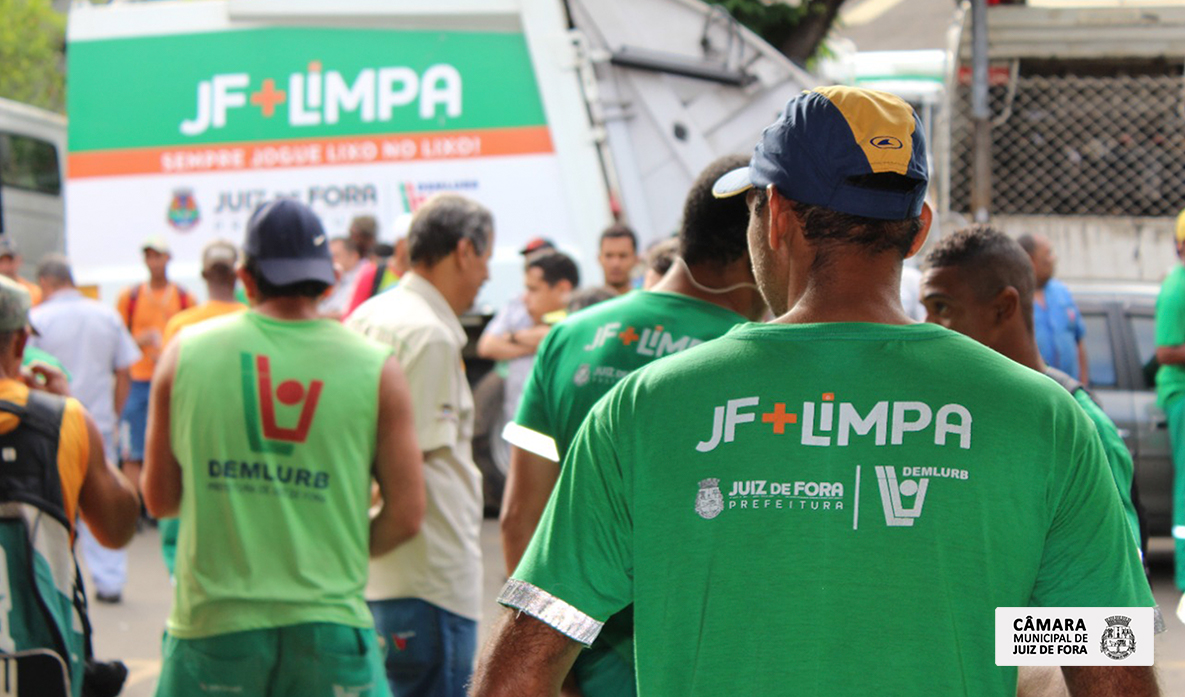 Câmara aprova lei que autoriza adicional de participação das equipes de coleta de resíduos (01/09/2021 00:00:00)