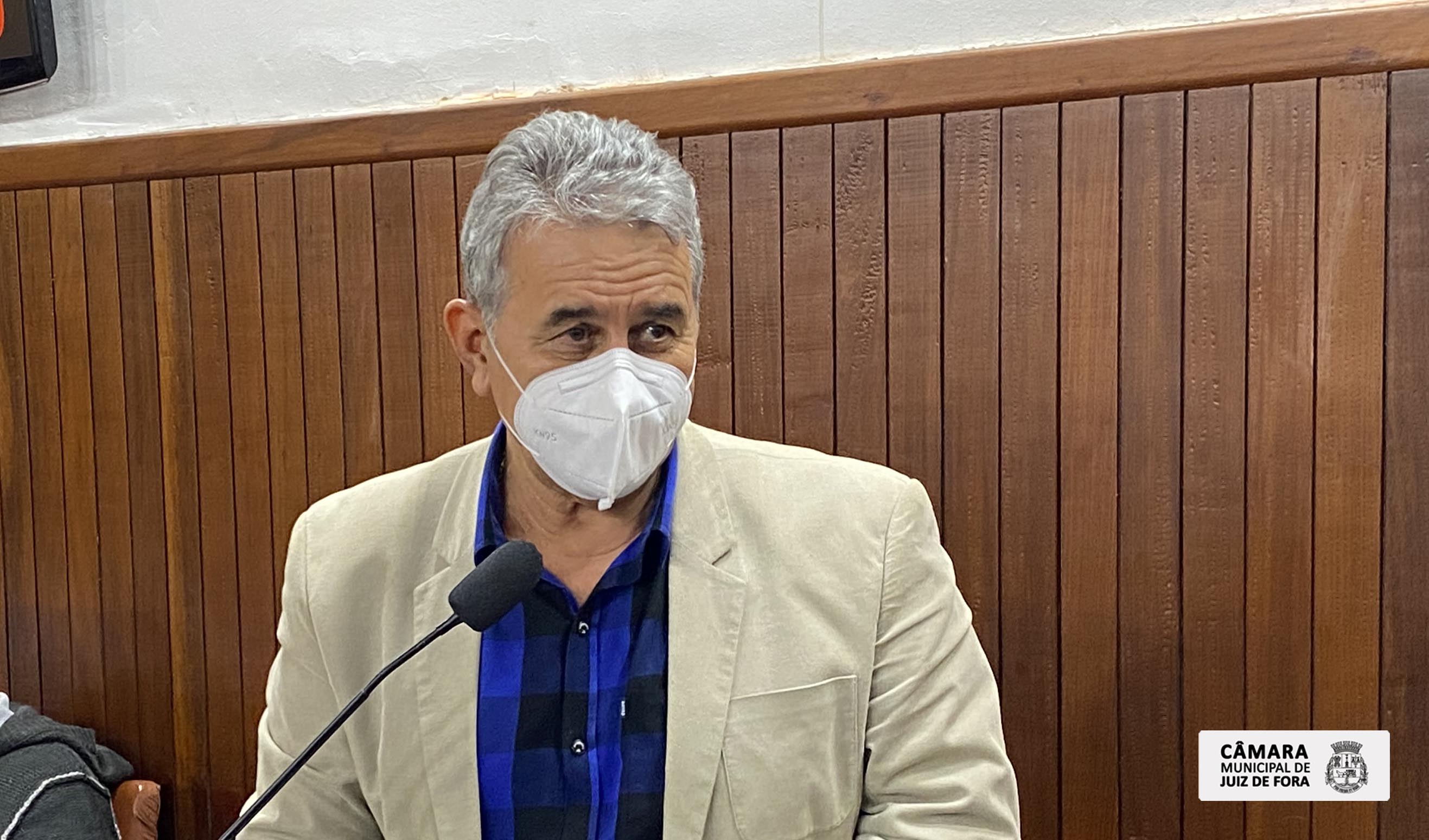 Câmara aprova PL que prevê distribuição do Cordão de Girassol para pessoas com deficiências ocultas (03/09/2021 00:00:00)