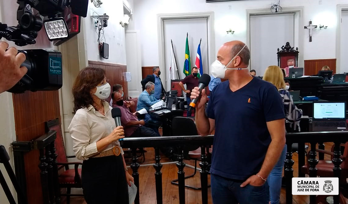 Em entrevista ao vivo, Maurício Delgado fala sobre o retorno das aulas e o cadastramento digital dos contribuintes do IPTU (28/09/2021 00:00:00)