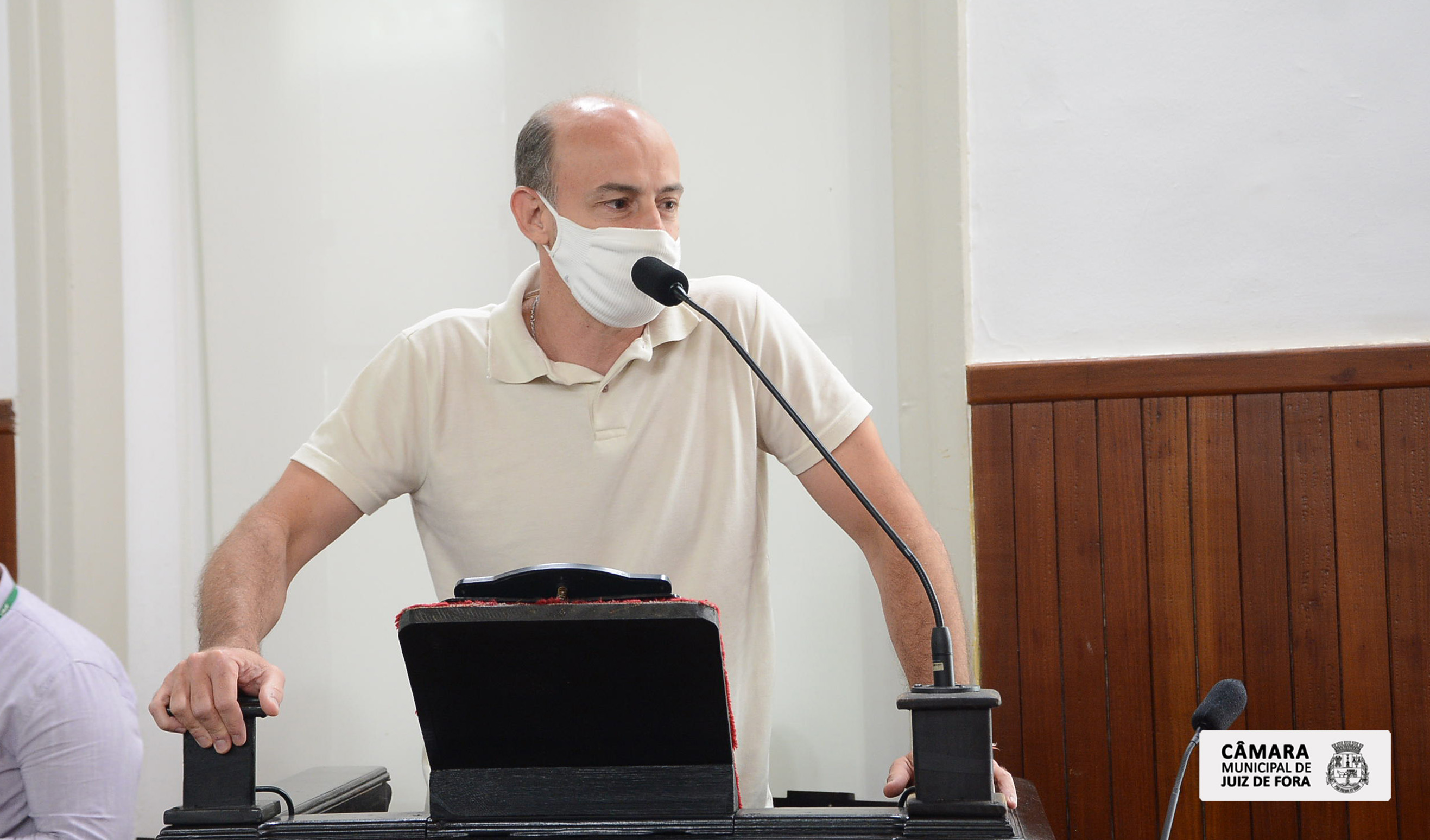 Maurício Delgado apresenta PL que reduz IPTU de imóveis que contem com tecnologias que preservem e recuperem o meio ambiente (05/10/2021 00:00:00)