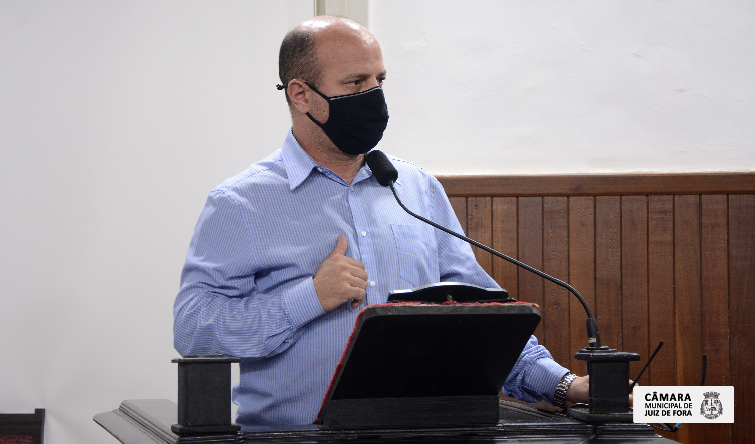 Vereador Sargento Mello apresenta PL de Emenda da Lei Orgânica que proíbe separação de pessoas para garantir o livre exercício de garantias individuais (07/10/2021 00:00:00)