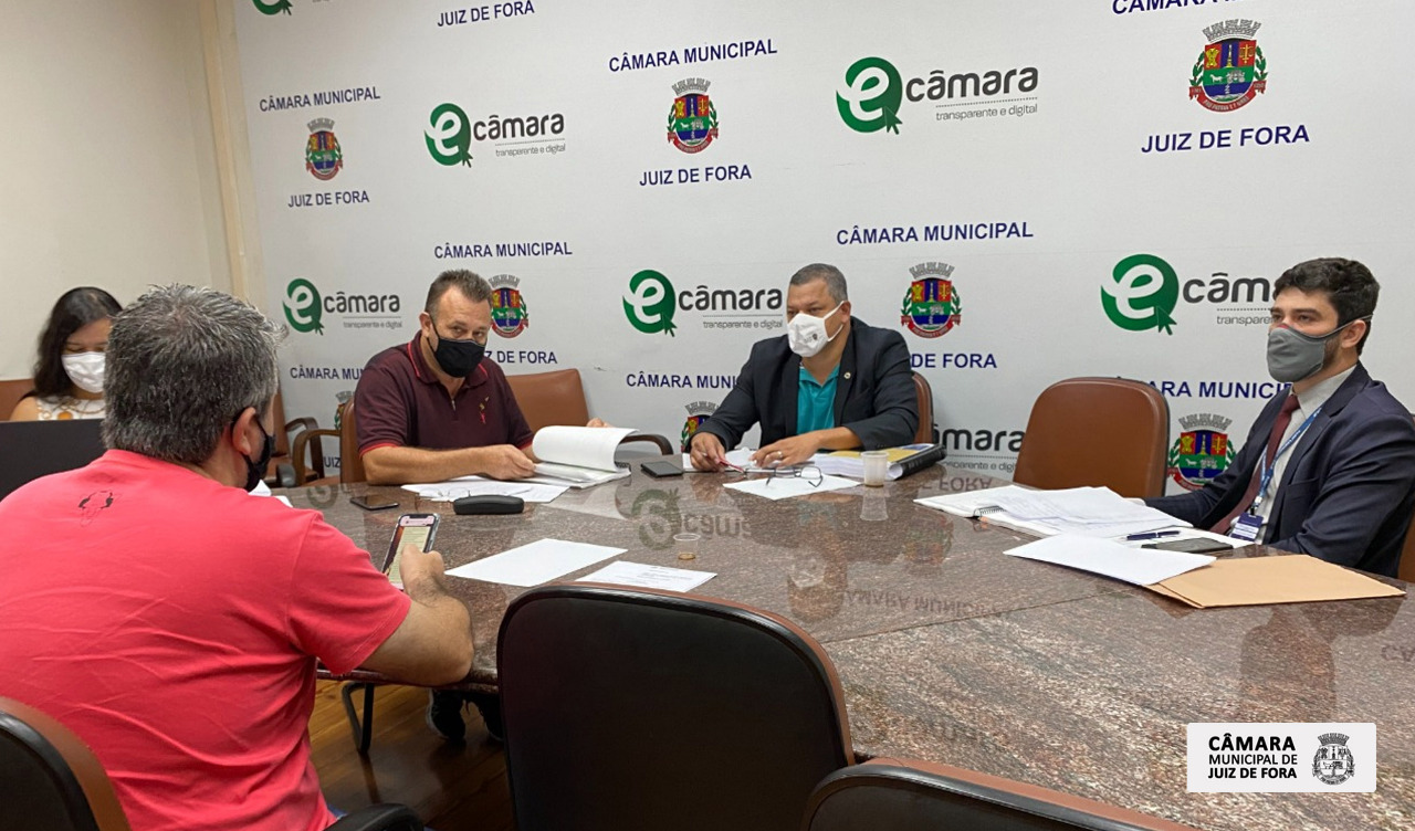 Comissão de Finanças debate peças orçamentárias do Executivo (26/10/2021 00:00:00)