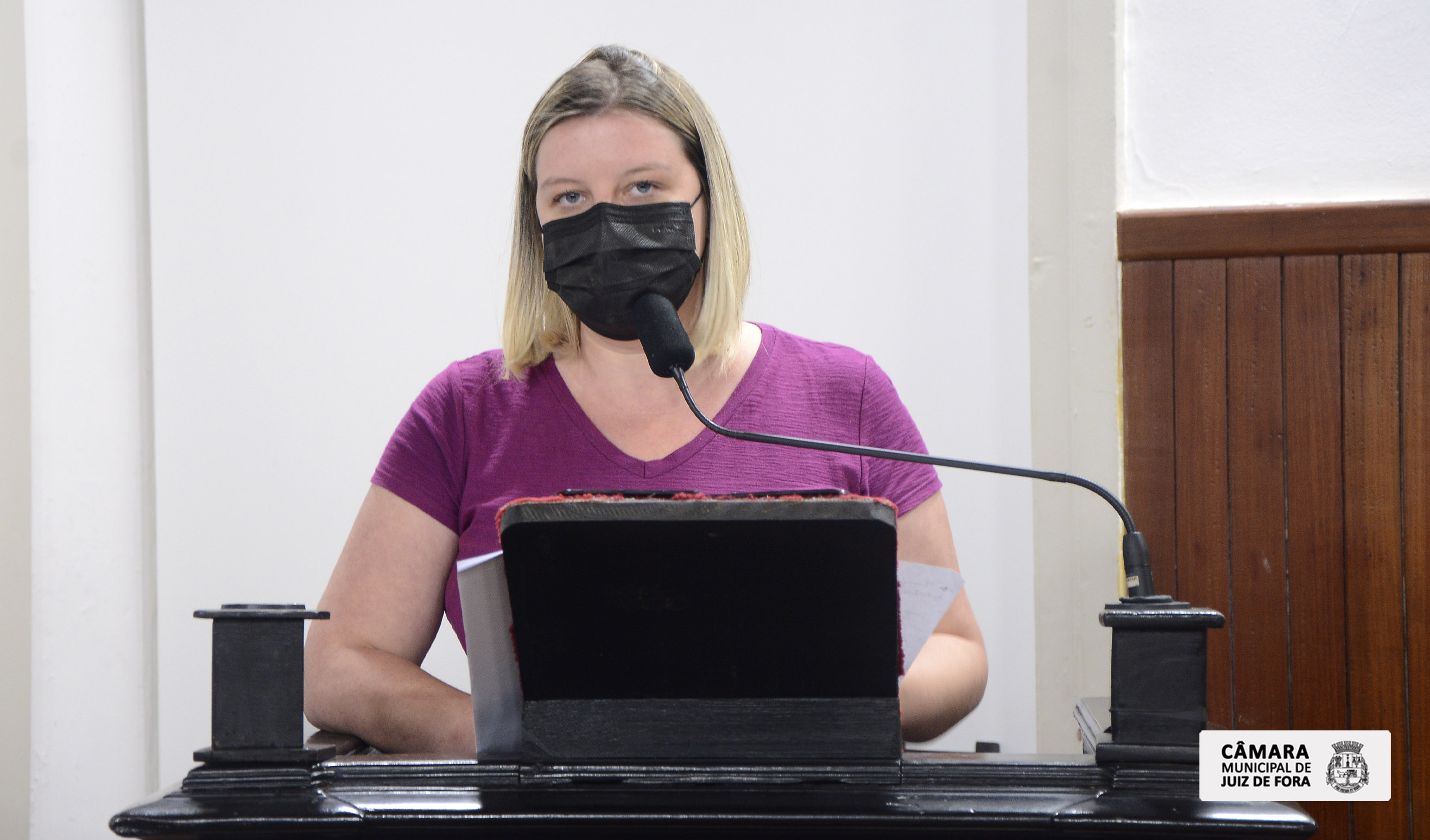 PL de Laiz Perrut quer formação de profissionais da educação sobre violência contra a mulher (28/10/2021 00:00:00)
