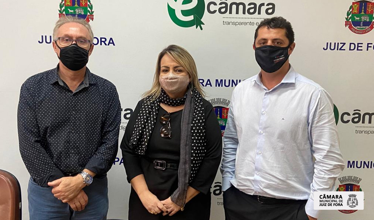 Câmara e OAB Mulher firmam parceria (17/11/2021 00:00:00)