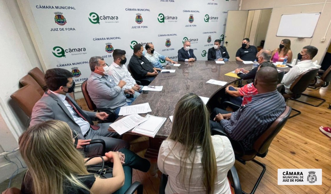 Apolegis se reúne na Câmara (18/11/2021 00:00:00)