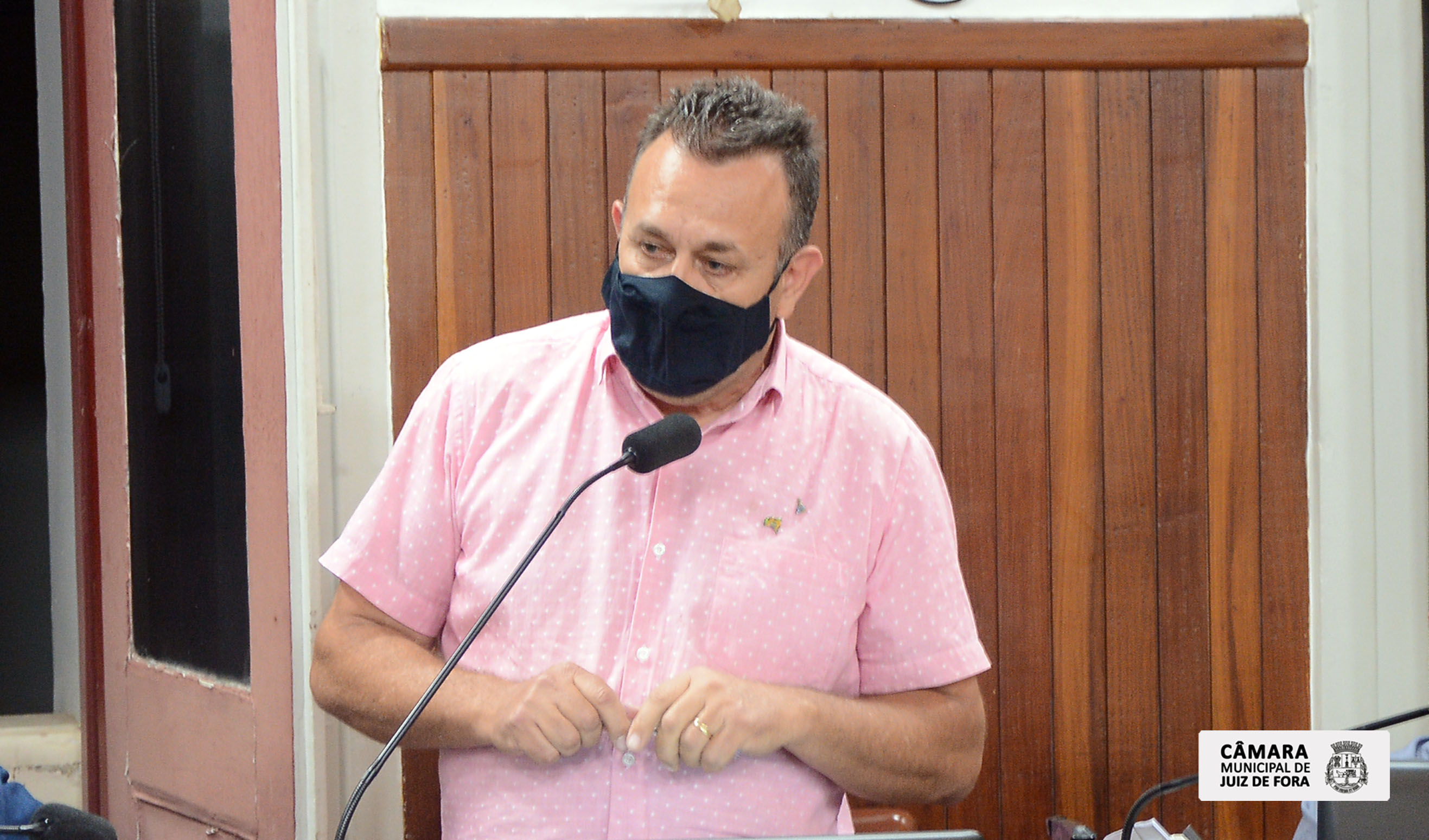 Vagner de Oliveira solicita isenção de IPTU a comerciantes  (19/11/2021 00:00:00)