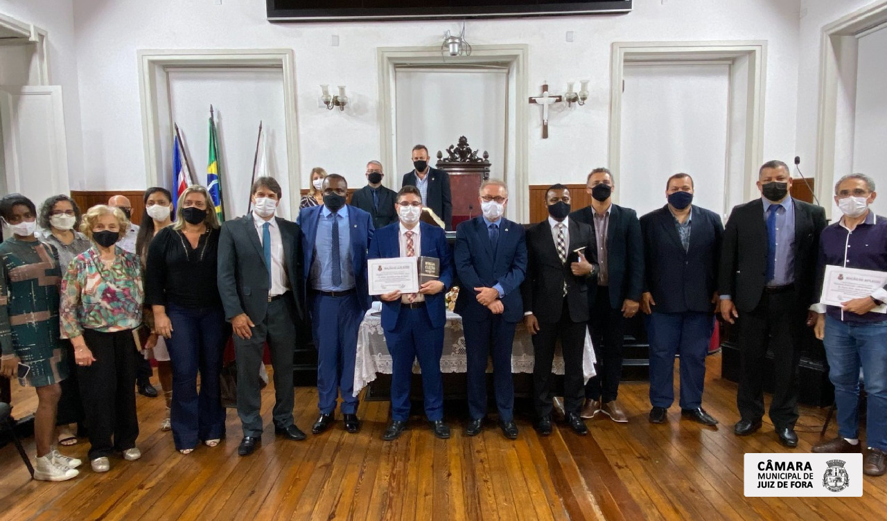 Câmara celebra o Dia da Bíblia em sessão solene (14/12/2021 00:00:00)