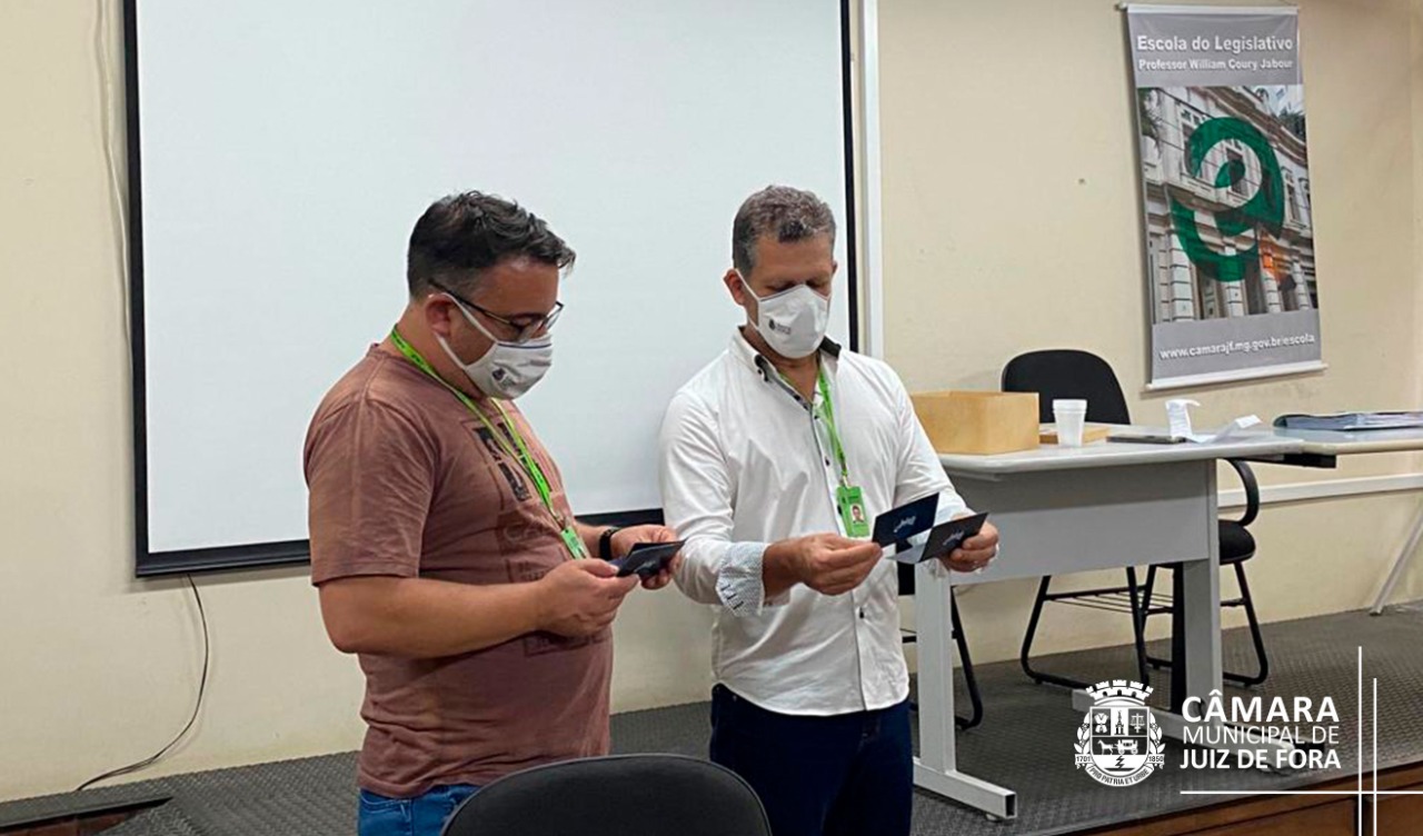 Escola do Legislativo sorteia docentes para cursos de capacitação (04/02/2022 00:00:00)