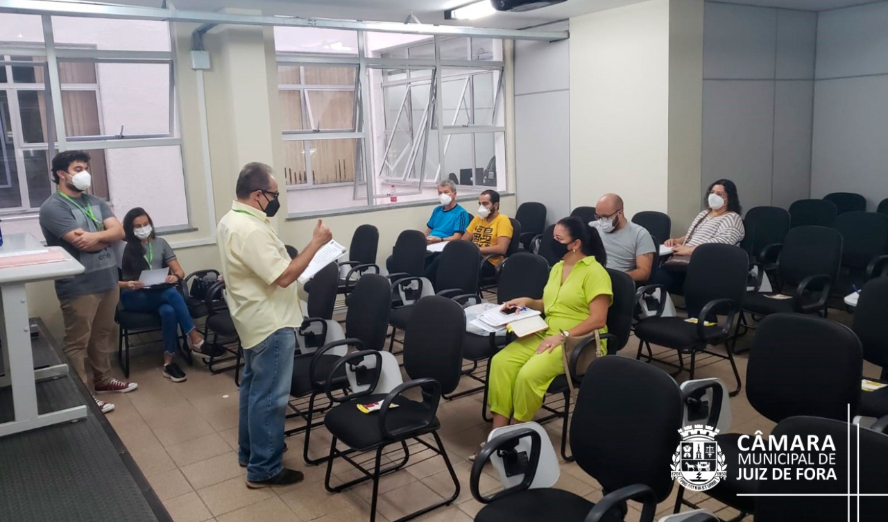 Câmara Mirim faz reunião com escolas para planejar 2022 (25/02/2022 00:00:00)