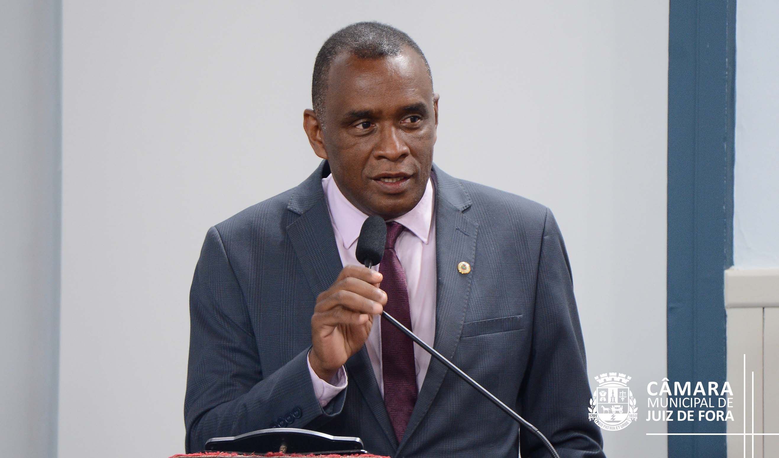 Agora é Lei - UBSs poderão ter gerador de energia (21/03/2022 00:00:00)