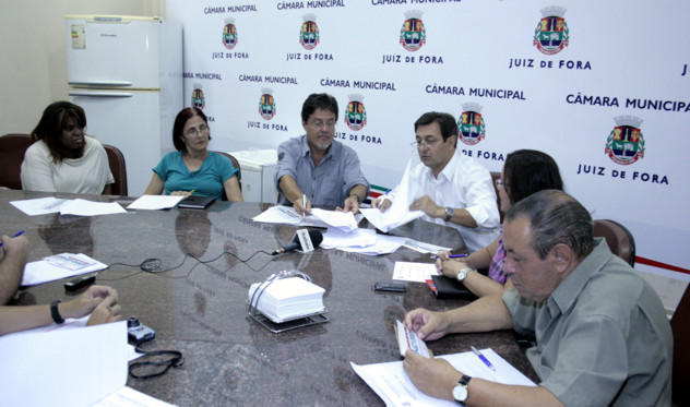 Novos imóveis serão adaptados para evitar acidentes com idosos (02/05/2012 00:00:00)
