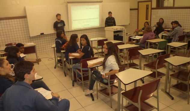 Parlamento Jovem de Minas de Juiz de Fora 2012 finaliza atividades da etapa municipal (10/05/2012 00:00:00)