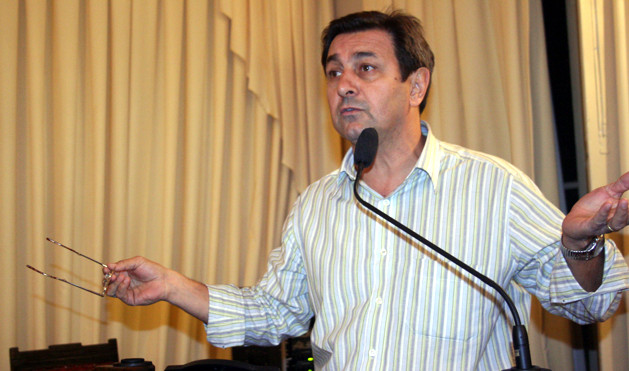 Projeto pune trotes ao Samu (22/05/2012 00:00:00)