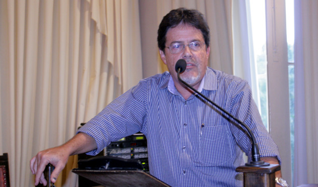 Acessibilidade é levada aos cemitérios (28/05/2012 00:00:00)