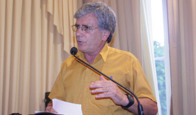 Aprovado projeto que impede mudança de denominação de logradouro público (22/10/2012 00:00:00)