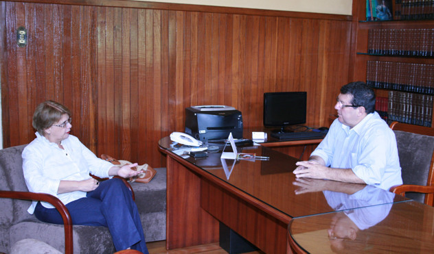 Presidente da Câmara recebe deputada federal Margarida Salomão (08/01/2013 00:00:00)