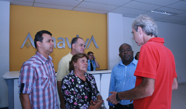 Vereadores visitam empresa de Call Center Almaviva (16/01/2013 00:00:00)