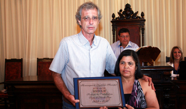 Oitenta anos do Sintex é reconhecido pelo Legislativo (07/02/2013 00:00:00)