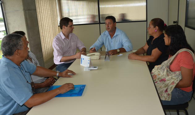 João do Joaninho pede melhorias para comunidade de Pirapetinga (28/02/2013 00:00:00)