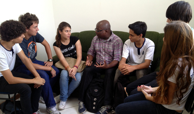 Vereador Jucelio se reúne com jovens mobilizados pelo direito das minorias (14/03/2013 00:00:00)