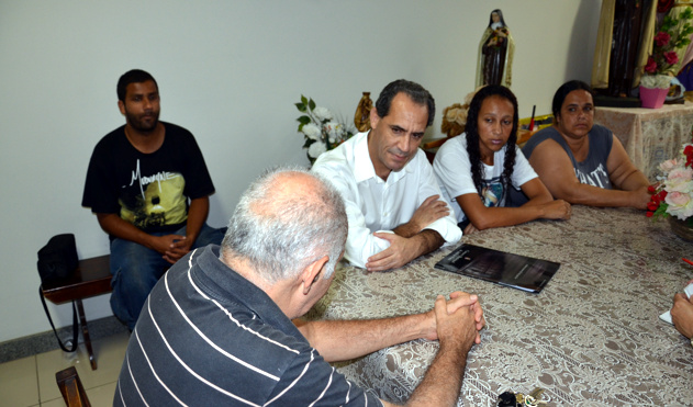 Castelar convida familiares de vítimas para seminário sobre Violência Urbana (14/03/2013 00:00:00)